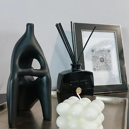 Hesmir's Nest Bed and Breakfast Τίρανα