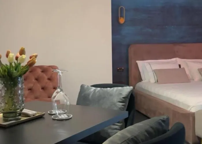 Hesmir's Nest 3* Tirana